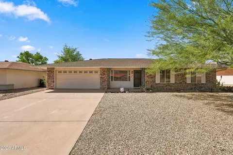 16818 N Burns Dr, Sun City, AZ 85351