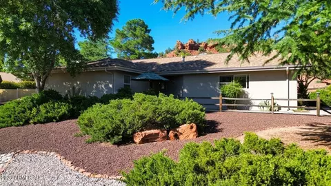 15 Red Range Cir, Sedona, AZ 86351