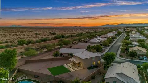 View/Area - 7965 S Abbey Ln, Gilbert, AZ 85298 photo 1 of 18