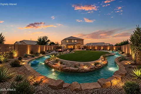 Exterior - 7965 S Abbey Ln, Gilbert, AZ 85298 photo 11 of 14