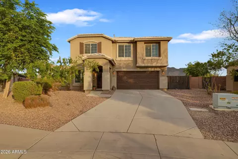 Exterior - 7965 S Abbey Ln, Gilbert, AZ 85298 photo 7 of 14