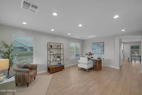 Entry Way - 7965 S Abbey Ln, Gilbert, AZ 85298 photo 1 of 5