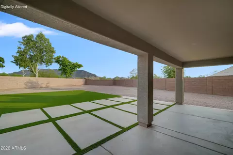 Exterior - 7965 S Abbey Ln, Gilbert, AZ 85298 photo 3 of 14