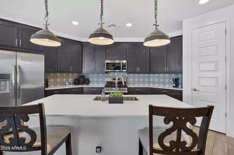 Kitchen - 1402 W Golden Ore Pass, Apache Junction, AZ 85120 photo 4 of 5
