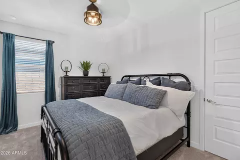 Bedroom - 1402 W Golden Ore Pass, Apache Junction, AZ 85120 photo 6 of 7