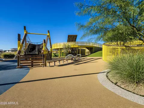 View/Area - 1402 W Golden Ore Pass, Apache Junction, AZ 85120 photo 3 of 4