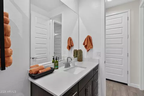 Bath - 1402 W Golden Ore Pass, Apache Junction, AZ 85120 photo 5 of 6