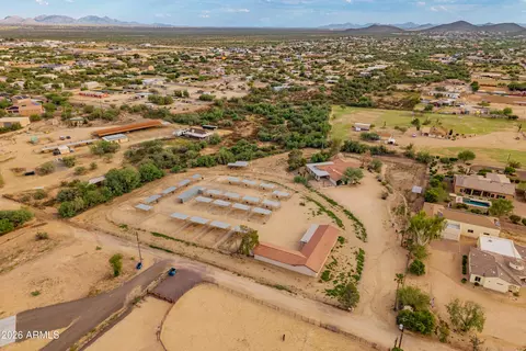 View/Area - 1302 E Maddock Rd, Phoenix, AZ 85086 photo 3 of 4