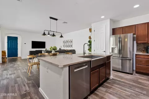 Kitchen - 3681 E Perkinsville St, Gilbert, AZ 85295 photo 2 of 2