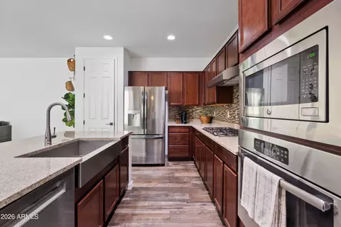 Kitchen - 3681 E Perkinsville St, Gilbert, AZ 85295 photo 1 of 2