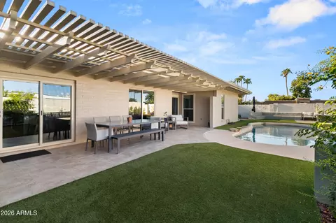 Exterior - 3315 E Malapai Dr, Phoenix, AZ 85028 photo 10 of 14