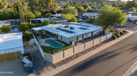 View/Area - 3315 E Malapai Dr, Phoenix, AZ 85028 photo 1 of 2