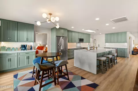 Kitchen - 3315 E Malapai Dr, Phoenix, AZ 85028 photo 4 of 4
