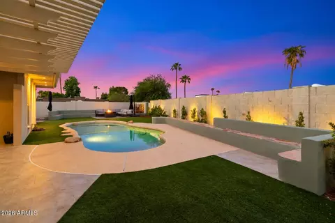 Exterior - 3315 E Malapai Dr, Phoenix, AZ 85028 photo 3 of 14