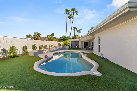 Exterior - 3315 E Malapai Dr, Phoenix, AZ 85028 photo 11 of 14