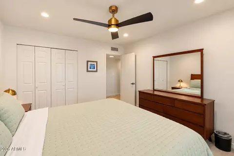 Bedroom - 3315 E Malapai Dr, Phoenix, AZ 85028 photo 7 of 10