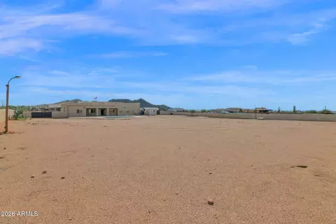 Exterior - 6590 E Tranquilo St, Apache Junction, AZ 85119 photo 6 of 9