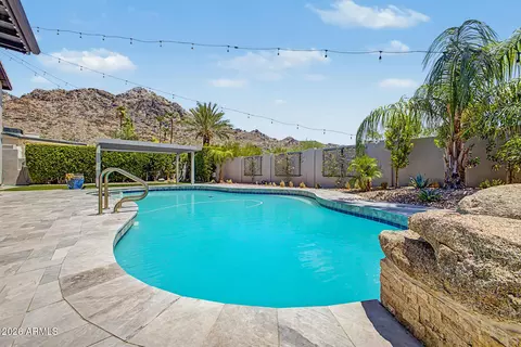 Exterior - 2229 E Belmont Ave, Phoenix, AZ 85020 photo 11 of 11