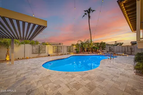 Exterior - 2229 E Belmont Ave, Phoenix, AZ 85020 photo 6 of 11
