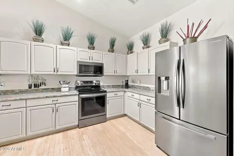 Kitchen - 3992 N 14th St, Phoenix, AZ 85014 photo 3 of 3