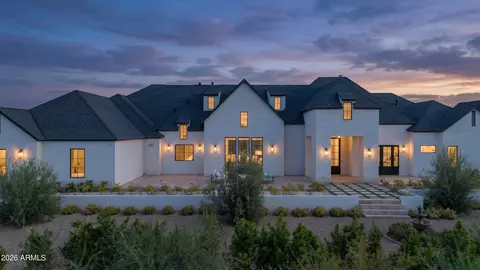 10229 N 64th St, Paradise Valley, AZ 85253