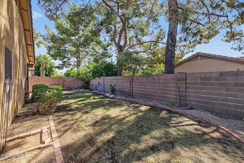 Exterior - 4237 E Morrow Dr, Phoenix, AZ 85050 photo 6 of 9