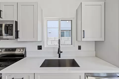 Kitchen - 9809 E Birchwood Ave, Mesa, AZ 85208 photo 4 of 4