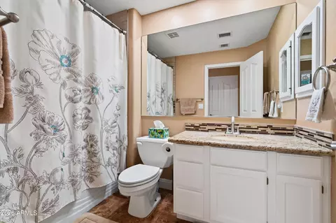 Bath - 2734 E Vista Dr, Phoenix, AZ 85032 photo 2 of 2