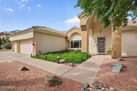 Exterior - 2734 E Vista Dr, Phoenix, AZ 85032 photo 1 of 11