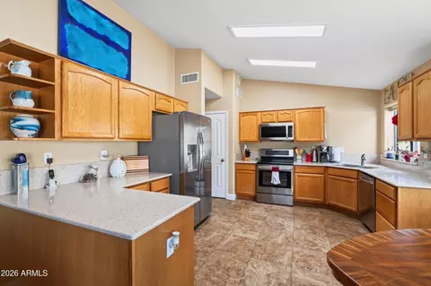 Kitchen - 2734 E Vista Dr, Phoenix, AZ 85032 photo 2 of 5