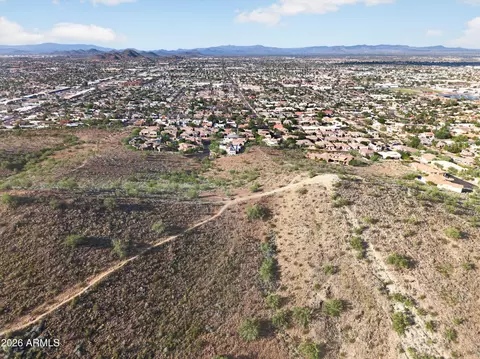 View/Area - 2734 E Vista Dr, Phoenix, AZ 85032 photo 9 of 11