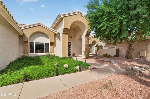 Exterior - 2734 E Vista Dr, Phoenix, AZ 85032 photo 4 of 11