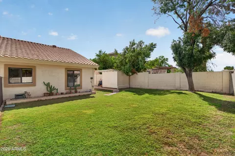 Exterior - 2734 E Vista Dr, Phoenix, AZ 85032 photo 9 of 11
