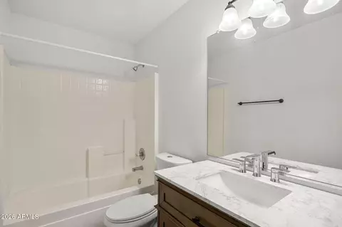 Bath - 1419 N Thunderbird Ave, Gilbert, AZ 85234 photo 2 of 2