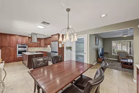 Dining - 4319 E Sacaton St, Phoenix, AZ 85044 photo 2 of 2