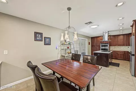 Dining - 4319 E Sacaton St, Phoenix, AZ 85044 photo 1 of 2