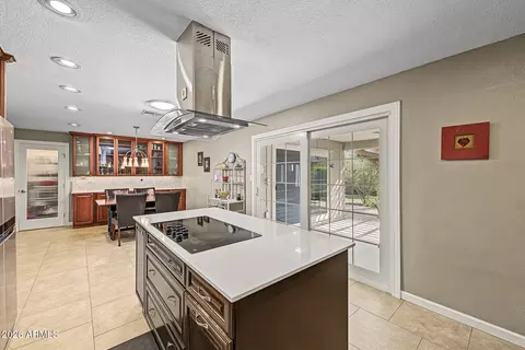 Kitchen - 4319 E Sacaton St, Phoenix, AZ 85044 photo 1 of 3