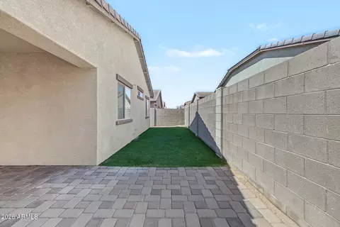 Exterior - 1874 W Stagecoach St, Apache Junction, AZ 85120 photo 3 of 4
