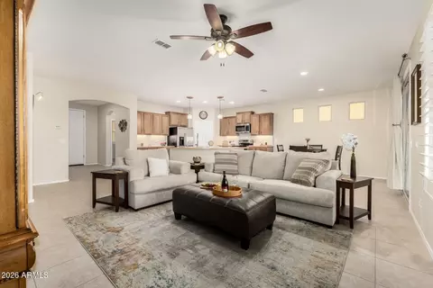 Living - 3877 N Smithsonian Dr, Florence, AZ 85132 photo 1 of 1