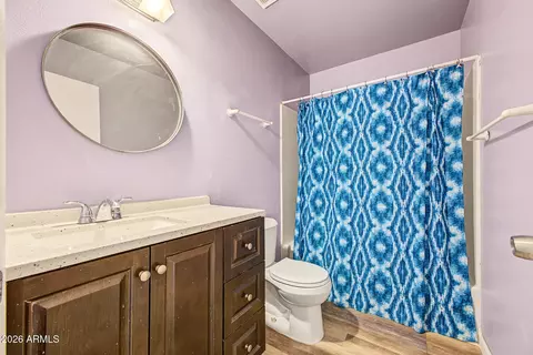 Bath - 4756 N 20th Ave, Phoenix, AZ 85015 photo 2 of 2