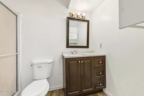 Bath - 4756 N 20th Ave, Phoenix, AZ 85015 photo 1 of 2