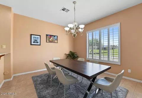 Dining - 3131 E Legacy Dr #1032, Phoenix, AZ 85042 photo 1 of 2
