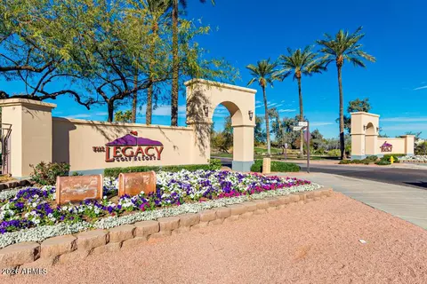 View/Area - 3131 E Legacy Dr #1032, Phoenix, AZ 85042 photo 2 of 8