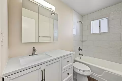 Bath - 5634 E Des Moines St, Mesa, AZ 85205 photo 1 of 1