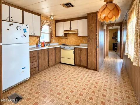 9302 Edgewood Ave, Mesa, AZ 85208 photo 4