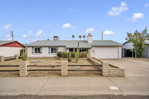 3472 E Sharon Dr, Phoenix, AZ 85032