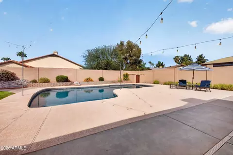 Exterior - 4624 E Marilyn Rd, Phoenix, AZ 85032 photo 5 of 13