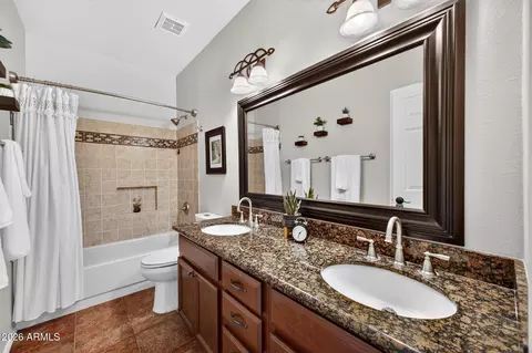 Bath - 4624 E Marilyn Rd, Phoenix, AZ 85032 photo 4 of 4