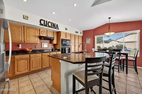 Kitchen - 4624 E Marilyn Rd, Phoenix, AZ 85032 photo 2 of 5