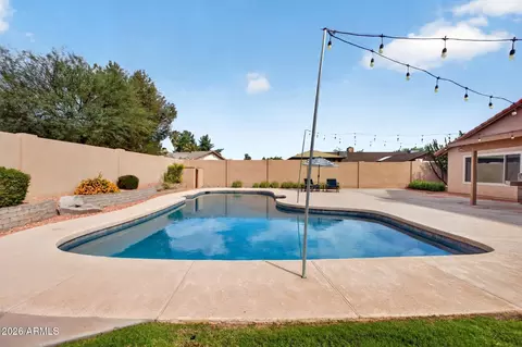 Exterior - 4624 E Marilyn Rd, Phoenix, AZ 85032 photo 4 of 13